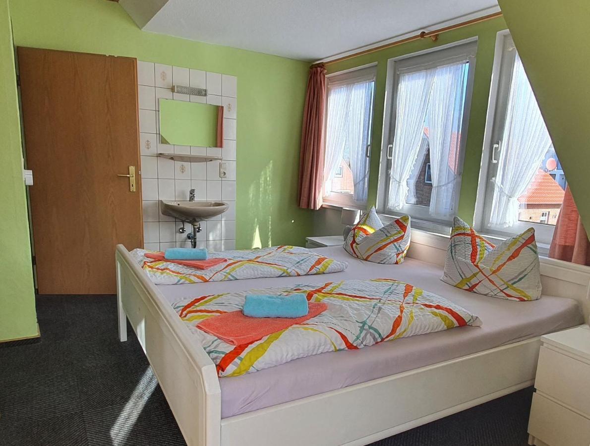Friesenmeer Ferienwohnung Drei Bensersiel Bagian luar foto